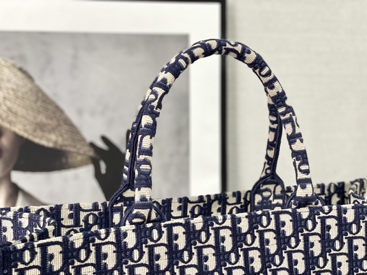 Borsa a tracolla bollata blu Christian Book Large di Dior Oblique Embroidery Canvas Navy