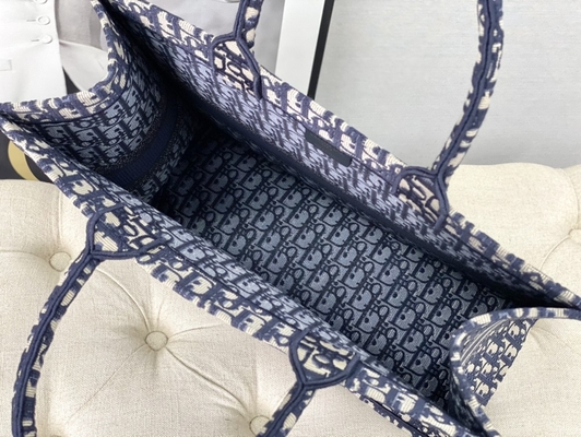 Borsa a tracolla bollata blu Christian Book Large di Dior Oblique Embroidery Canvas Navy