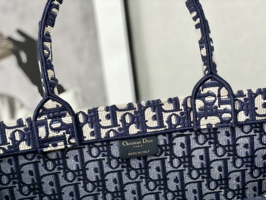Borsa a tracolla bollata blu Christian Book Large di Dior Oblique Embroidery Canvas Navy