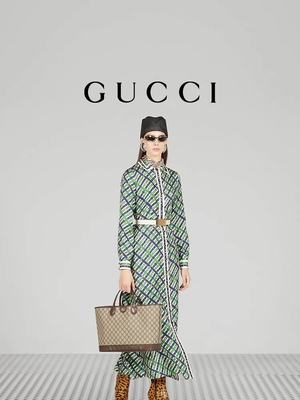 GUCCI Ophidia ha marcato a caldo la borsa a tracolla il piccolo nero di cuoio granuloso medio