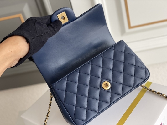 Pelle d'agnello granulosa di Chanel Mini Rectangular Caviar 2020 del caviale &amp; metallo goldtone