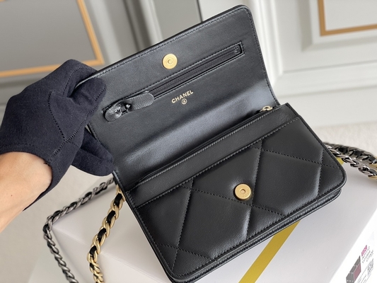L'oro Preloved della pelle d'agnello ha marcato a caldo la borsa della falda di Chanel 19 della borsa mini OEM
