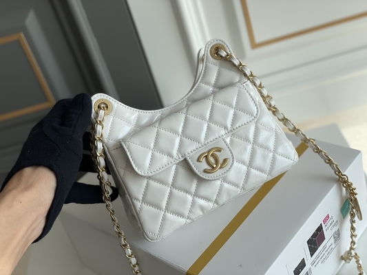 Il vitello bianco classico Preloved ha marcato a caldo la catena Chanel della borsa 2023 borse di crociera