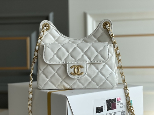 Il vitello bianco classico Preloved ha marcato a caldo la catena Chanel della borsa 2023 borse di crociera