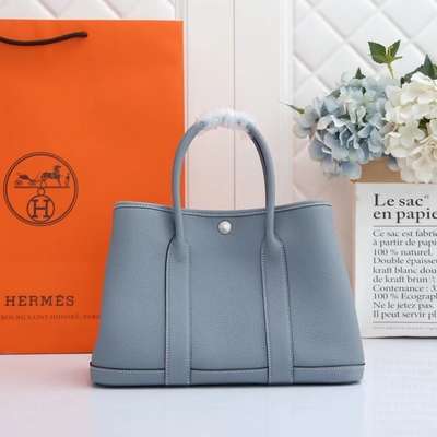 Il bollo Preloved di Bougainvillier ha marcato a caldo la borsa Hermes Negonda Garden Party 30