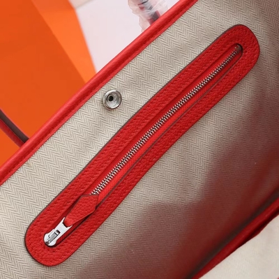 Il bollo Preloved di Bougainvillier ha marcato a caldo la borsa Hermes Negonda Garden Party 30