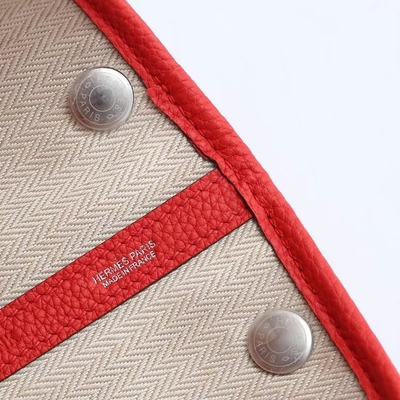 Il bollo Preloved di Bougainvillier ha marcato a caldo la borsa Hermes Negonda Garden Party 30