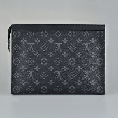 L'eclissi del monogramma ha marcato a caldo la disposizione di Pochette Louis Vuitton Voyage Pouch Canvas della borsa degli uomini
