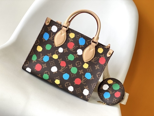 Monogramma di LV X Yayoi Preloved Branded Bag Kusama OnTheGoMM multicolore