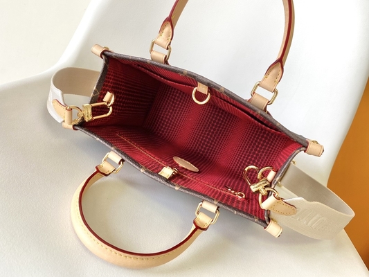 Monogramma di LV X Yayoi Preloved Branded Bag Kusama OnTheGoMM multicolore