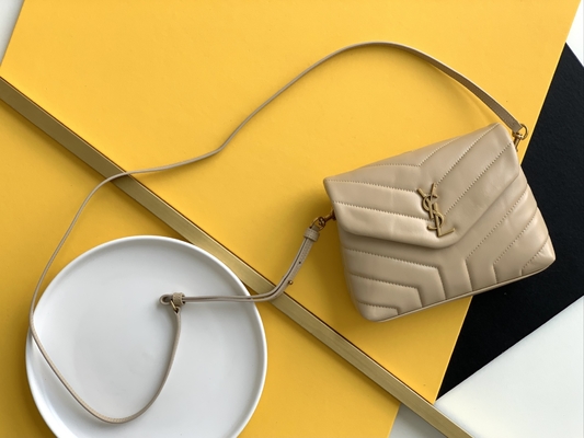 Tela del cotone della borsa di Laurent Ladies Cassandra Chain Shoulder del san di YVES SAINT LAURENT e vitello di Brown del caramello