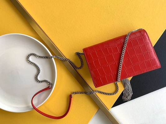 San medio Laurent Woc Zipper Closure di Kate Tassel Red YVES SAINT LAURENT