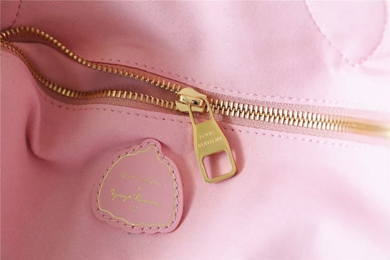 Il partito ha marcato a caldo le signore monogramma Empreinte di Neverfull millimetro della borsa con l'intarsiatura del fiore