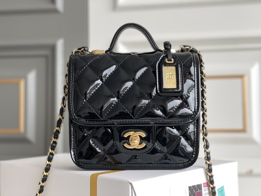 Catena dell'oro di Chanel 22 Mini Designer Purses Black Spell con la falda di goccia