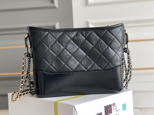 Vitello pre di proprietà di Chanel Gabrielle Shoulder Bag Hobo Handbag