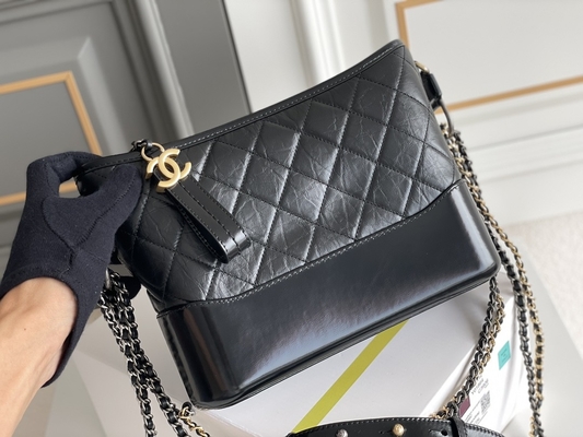Vitello pre di proprietà di Chanel Gabrielle Shoulder Bag Hobo Handbag