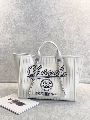 banda del nero di 30cm 23P Chanel Deauville Tote Bag White Ecru