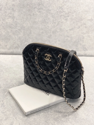 Piccolo Chanel Patent Calfskin Shopping Bag con retro signora Style