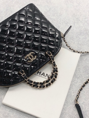 Piccolo Chanel Patent Calfskin Shopping Bag con retro signora Style