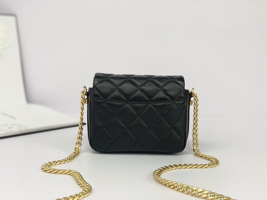 Messaggero bollato di cuoio Bag Chanel Flap Phone Holder della pelle d'agnello nera