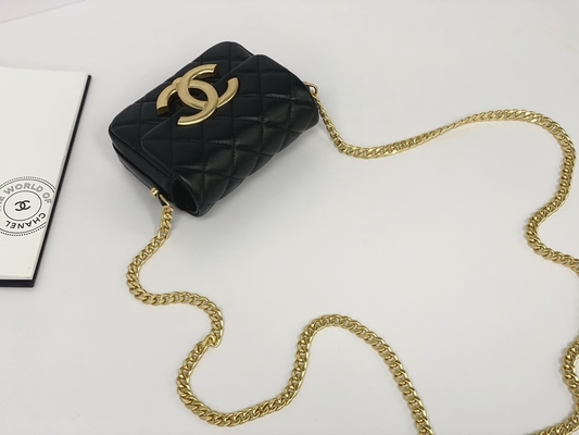 Messaggero bollato di cuoio Bag Chanel Flap Phone Holder della pelle d'agnello nera