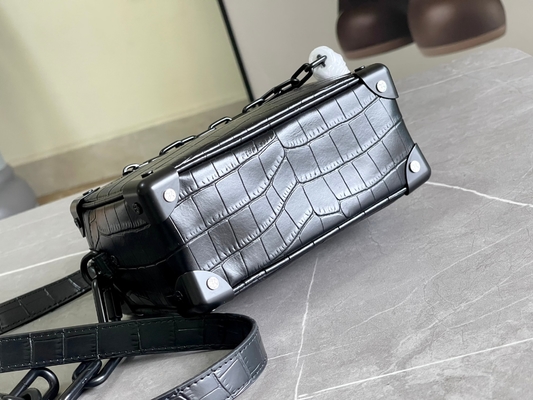 Tronco molle Mini Small Patent Leather di Crocodilien Matte Black Louis Vuitton LV