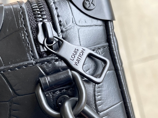 Tronco molle Mini Small Patent Leather di Crocodilien Matte Black Louis Vuitton LV