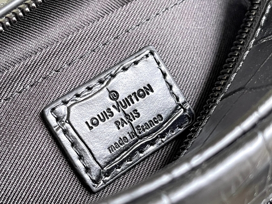 Tronco molle Mini Small Patent Leather di Crocodilien Matte Black Louis Vuitton LV