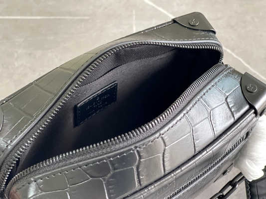 Tronco molle Mini Small Patent Leather di Crocodilien Matte Black Louis Vuitton LV
