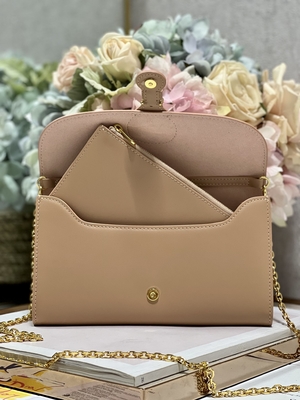 Il tè del latte colora la borsa a tracolla a catena di Mini Sling Bag Branded Gucci Soho