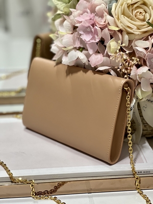 Il tè del latte colora la borsa a tracolla a catena di Mini Sling Bag Branded Gucci Soho