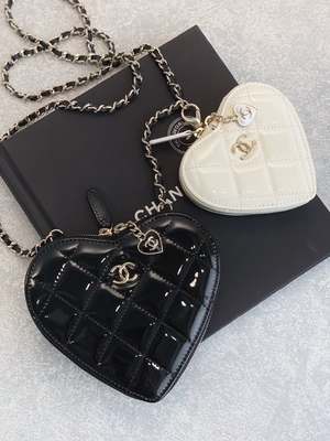 Il vitello laccato a catena Preloved ha marcato a caldo l'oro Tone Metal Black And White della borsa