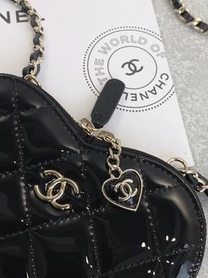 Il vitello laccato a catena Preloved ha marcato a caldo l'oro Tone Metal Black And White della borsa