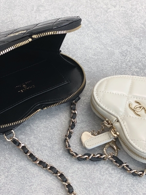 Il vitello laccato a catena Preloved ha marcato a caldo l'oro Tone Metal Black And White della borsa
