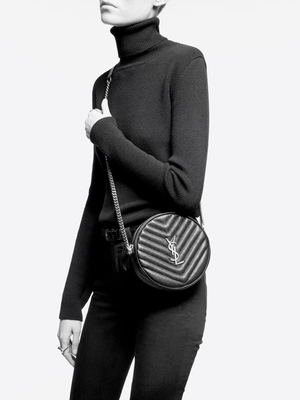 Granulosi impressi rivestono di pelle il messaggero bollato Bag la borsa V della macchina fotografica che del giro di YVES SAINT LAURENT Vinyle ha imbottito